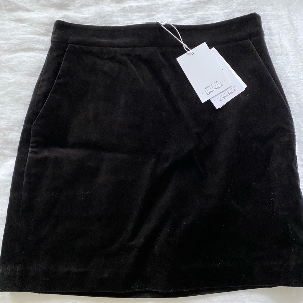 & Other Stories Black Velvet Pencil Mini Skirt 4